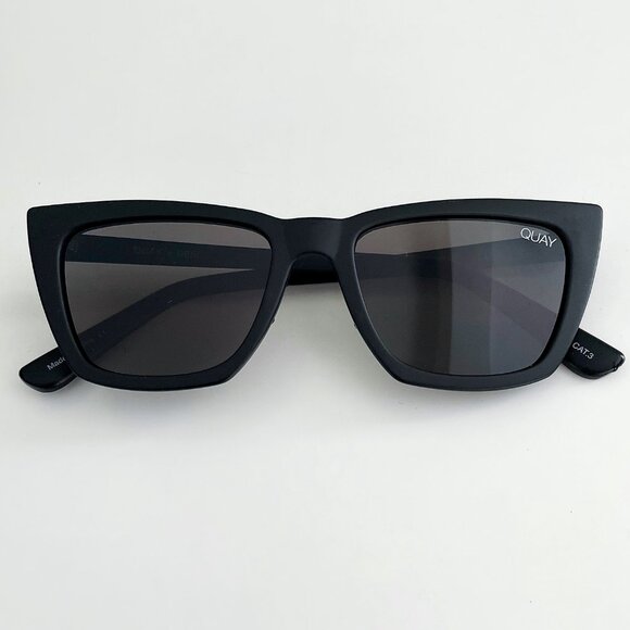 QUAY x Desi Perkins Ltd Ed “Don't @ Me” Cat-Eye Sunglasses (Black/Smoke) – NWOT - Picture 7 of 13